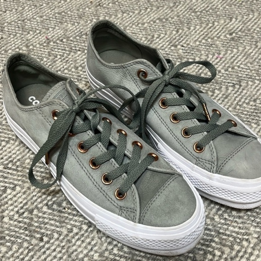 Converse CTAS Clean Lift OX Dark Stucco sage & gold Leather women size 8